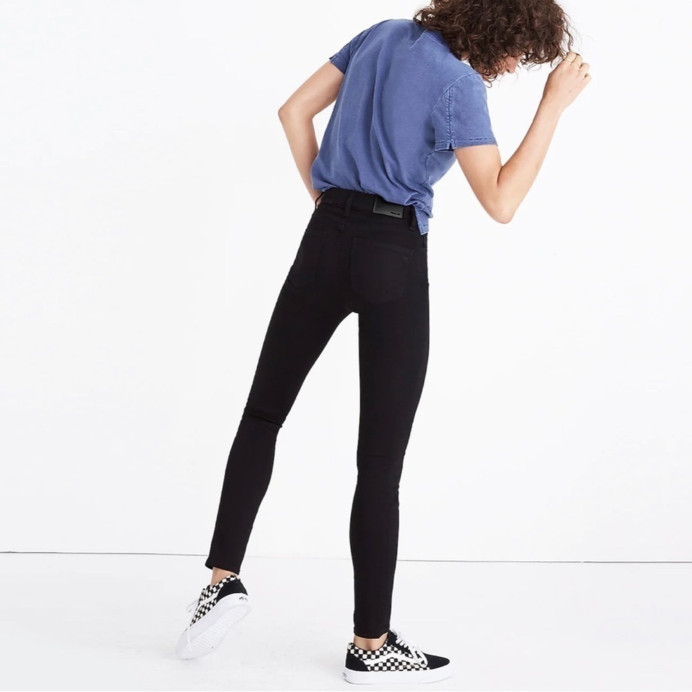 Madewell Roadtripper Skinny Jeans in Bennett Black Wash | 25